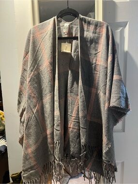 Gray and Dusty Pink Plaid Fringe Poncho/Wrap